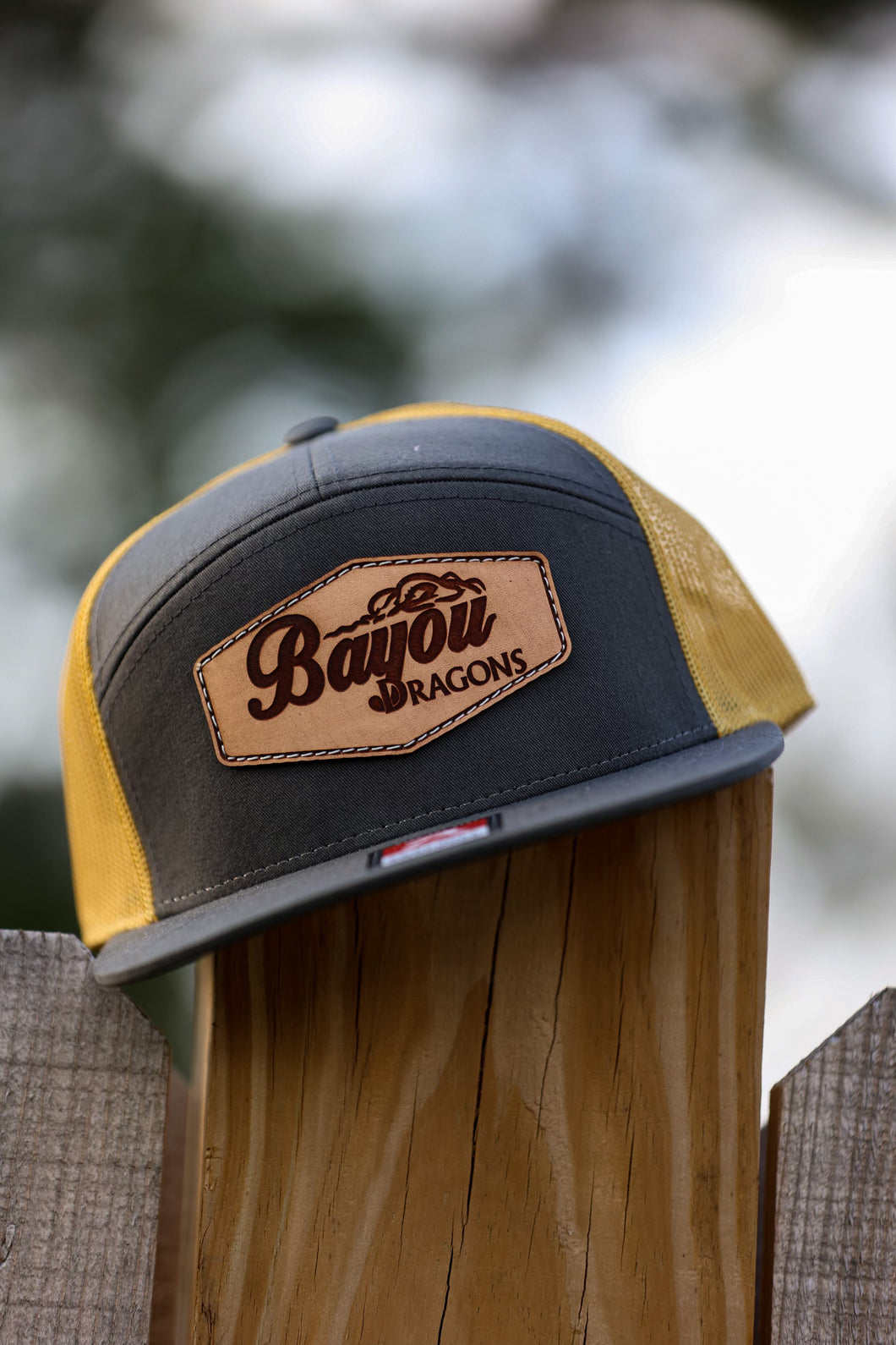 Grey/Vegas Gold 7 Panel